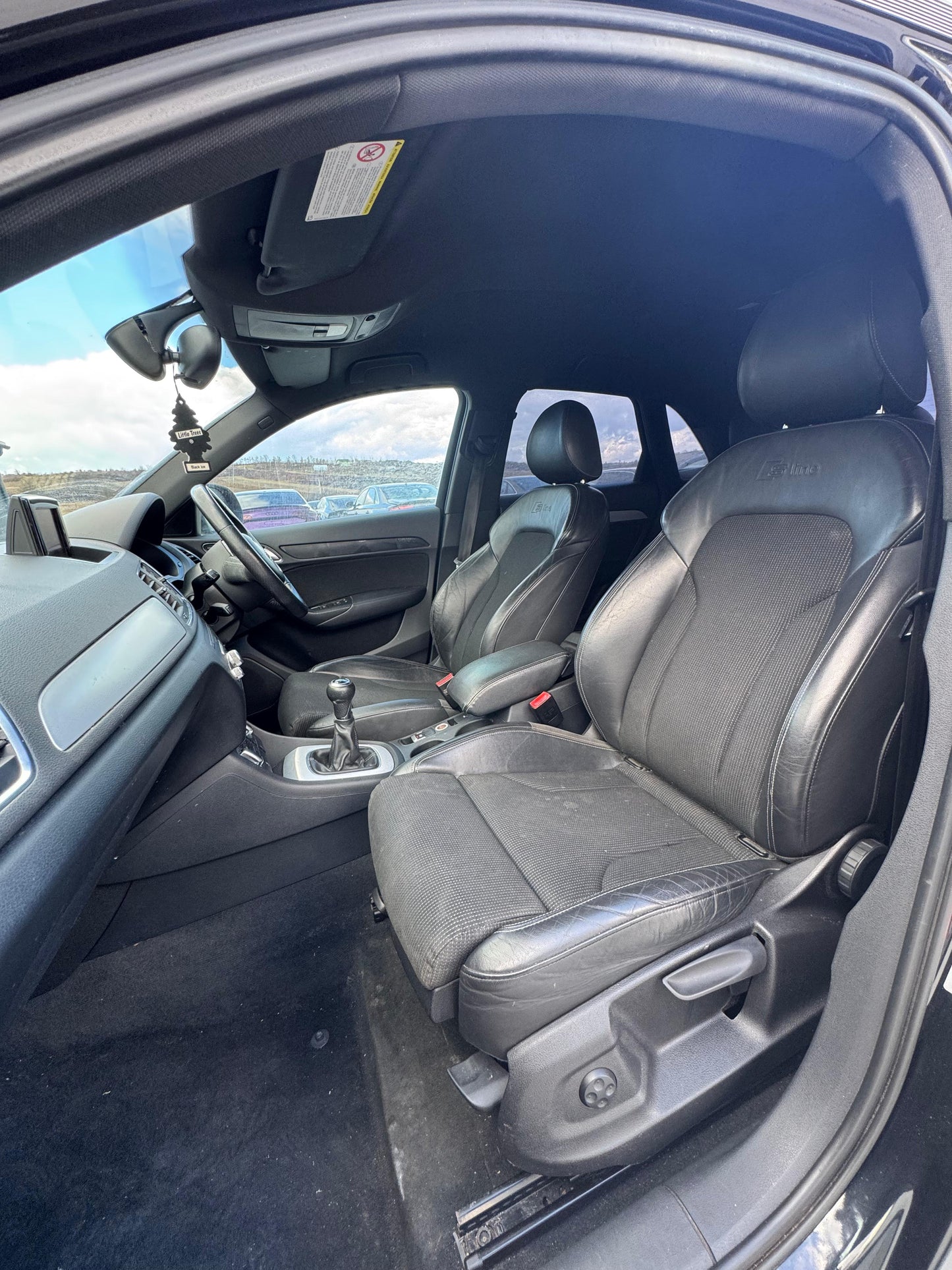 Piese Audi Q3 2012–2024