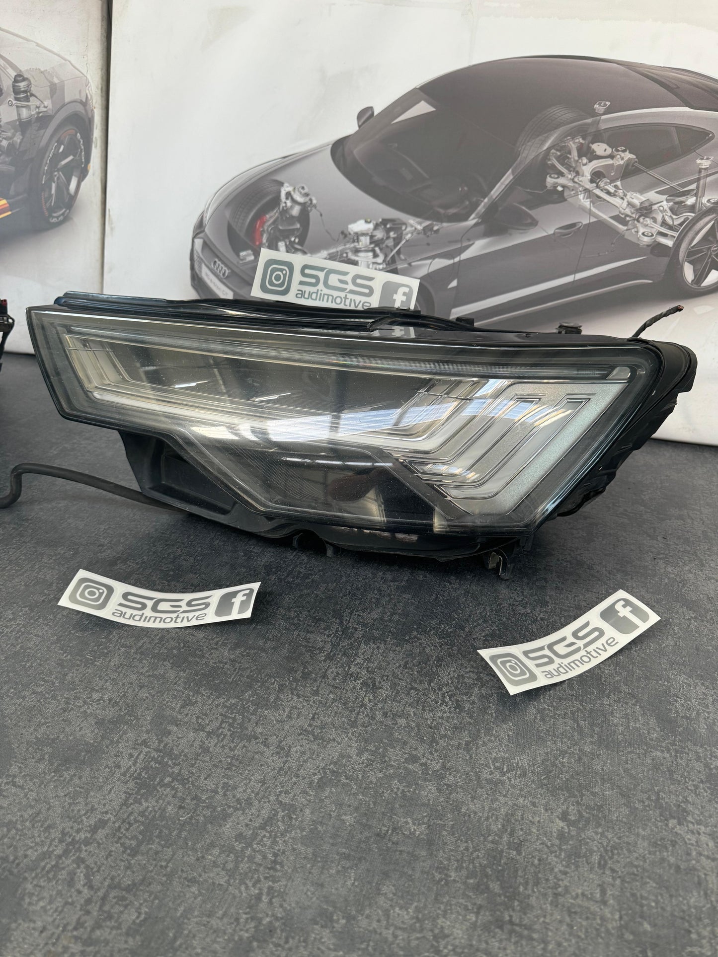 Faruri Full LED Dynamic HD Matrix – Audi A6 C8 - 4K0 941 035 complete