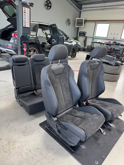 Piese Audi Q3 2012–2024