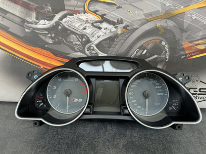 Ceasuri Bord – Audi S5 8T