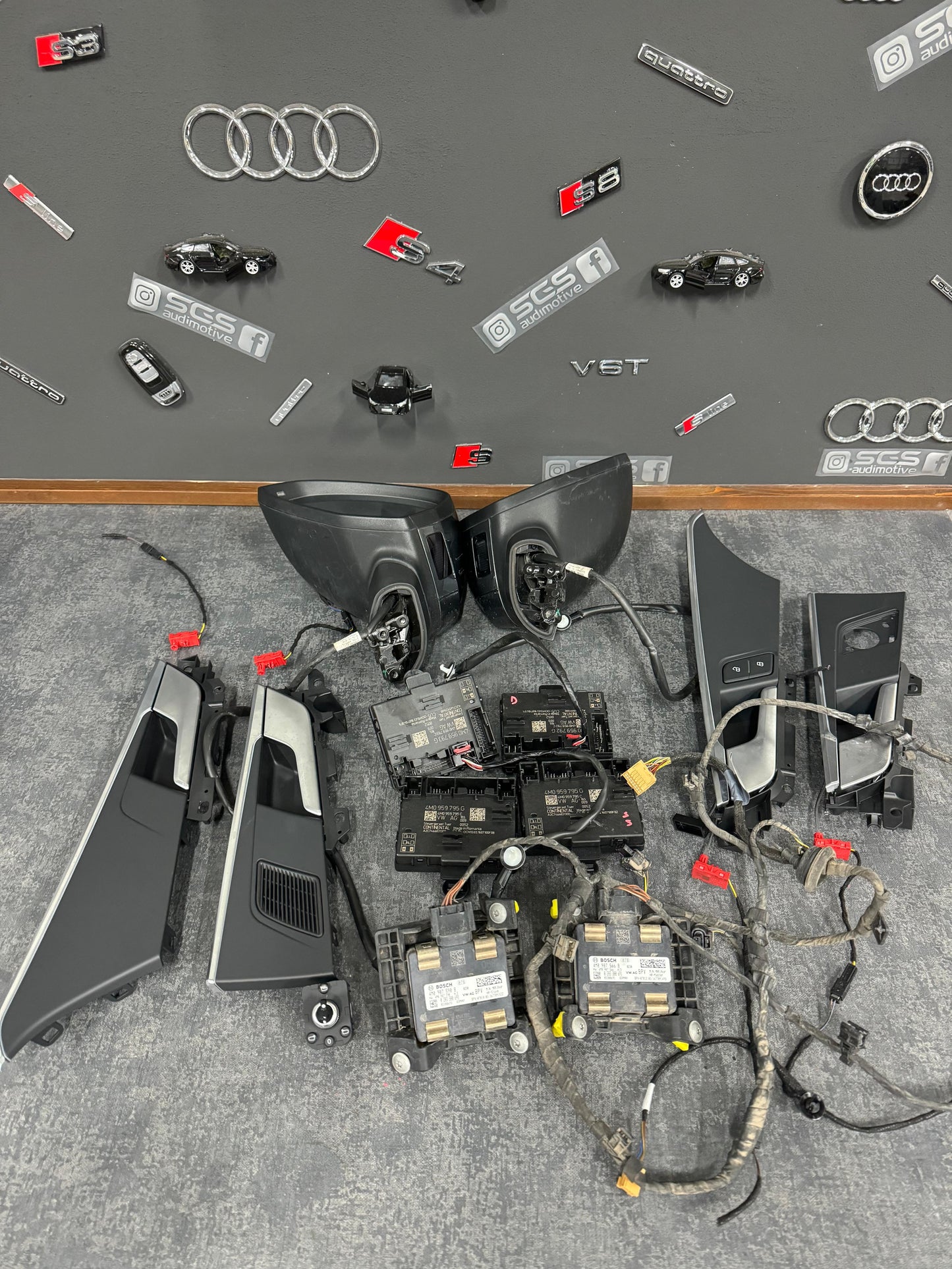 Set Oglinzi Electrice + Side Assist – Audi A4 B9 8W Sedan / Avant 2016-2024