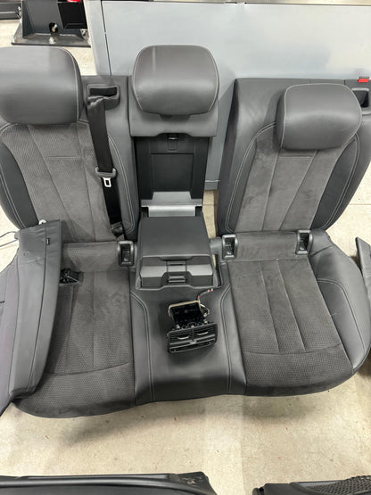 Interior S line / Sport – Audi A4 B9