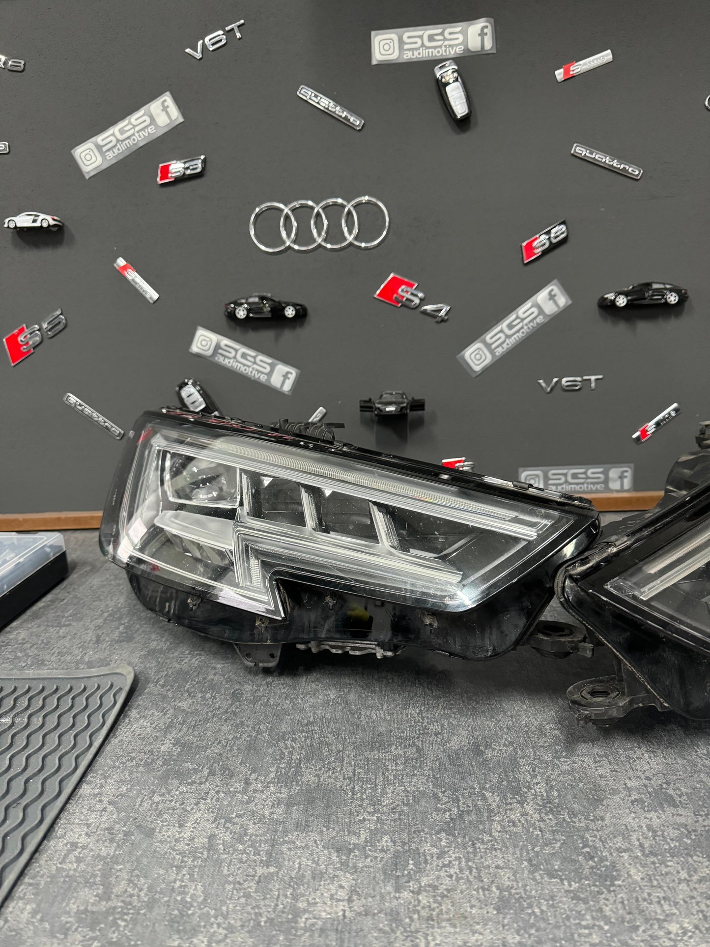 Faruri Matrix LED Dynamic – Audi A4 B9 8W