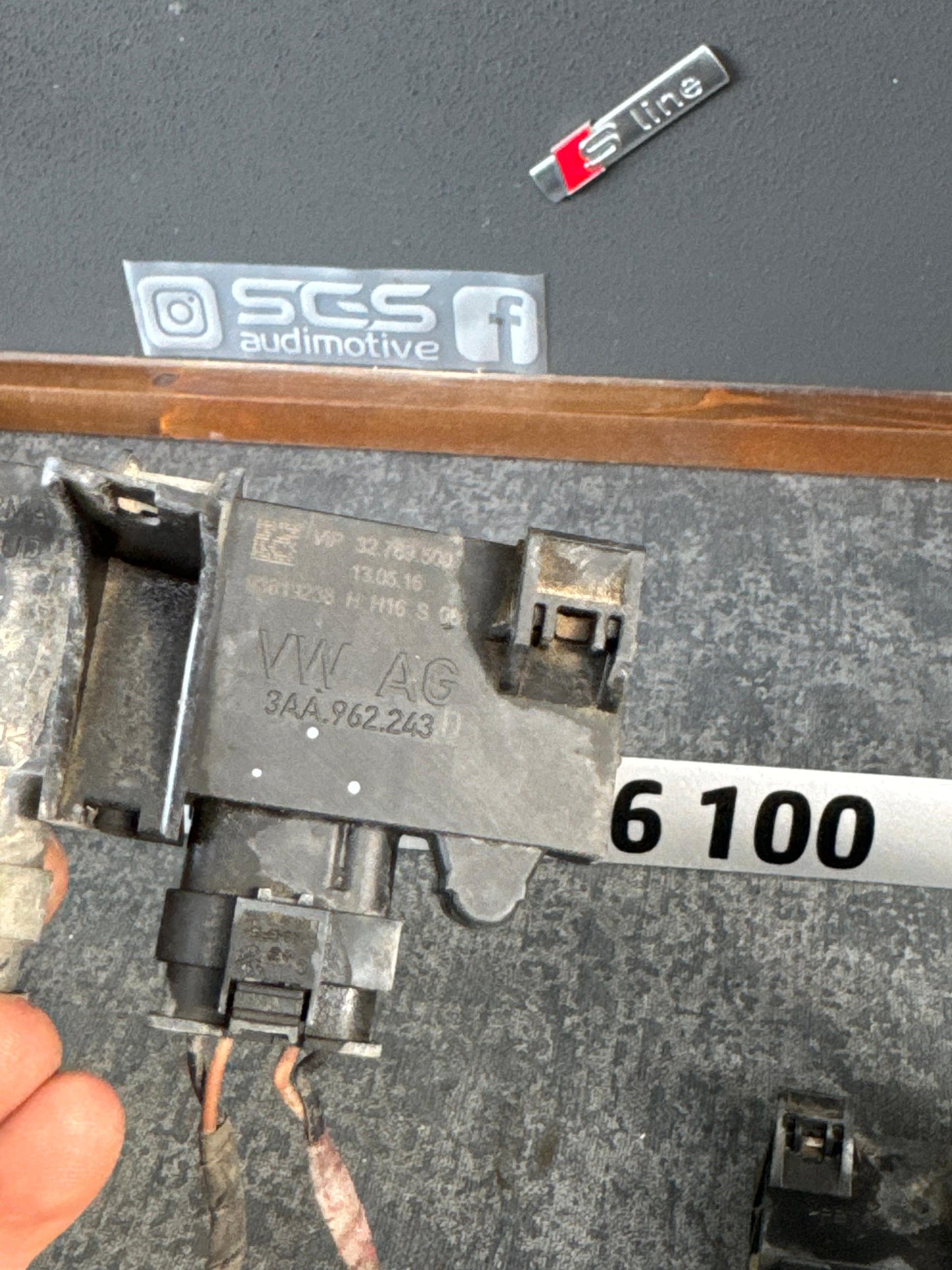 Senzor Easy Access – Audi A6 / A7 C7 4G, A8