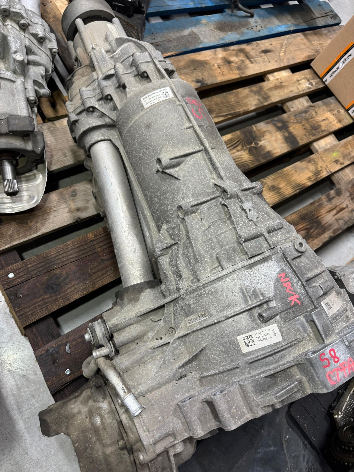 Cutie de viteze – Audi S8 D4 4.0 TFSI