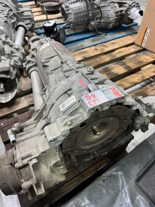 Cutie de viteze – Audi S8 D4 4.0 TFSI