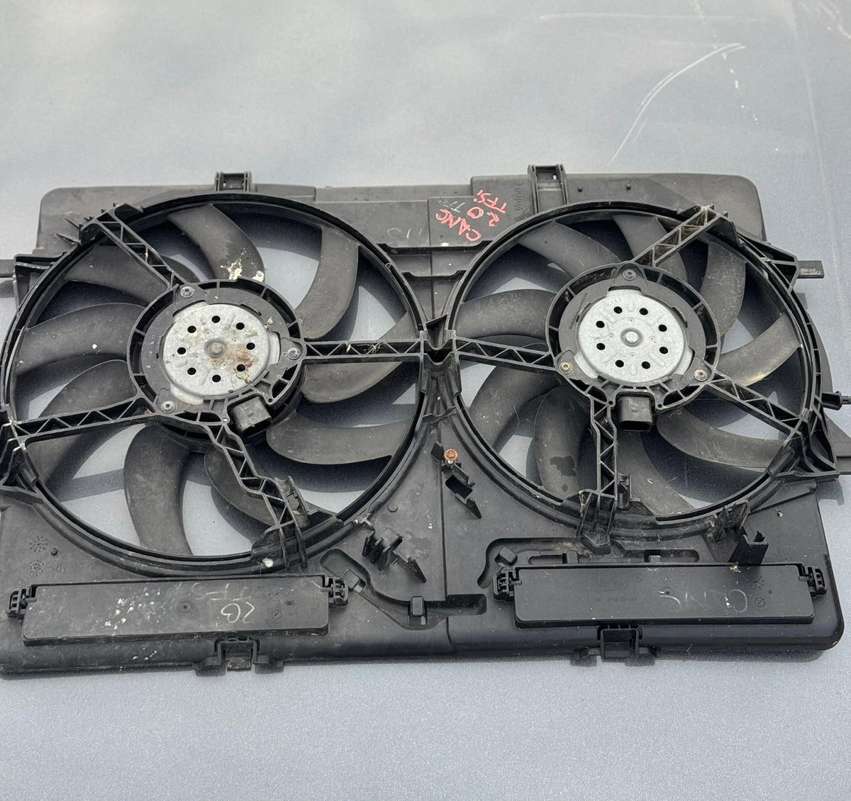 Ansamblu ventilatoare răcire motor Audi cu modul de comandă integrat