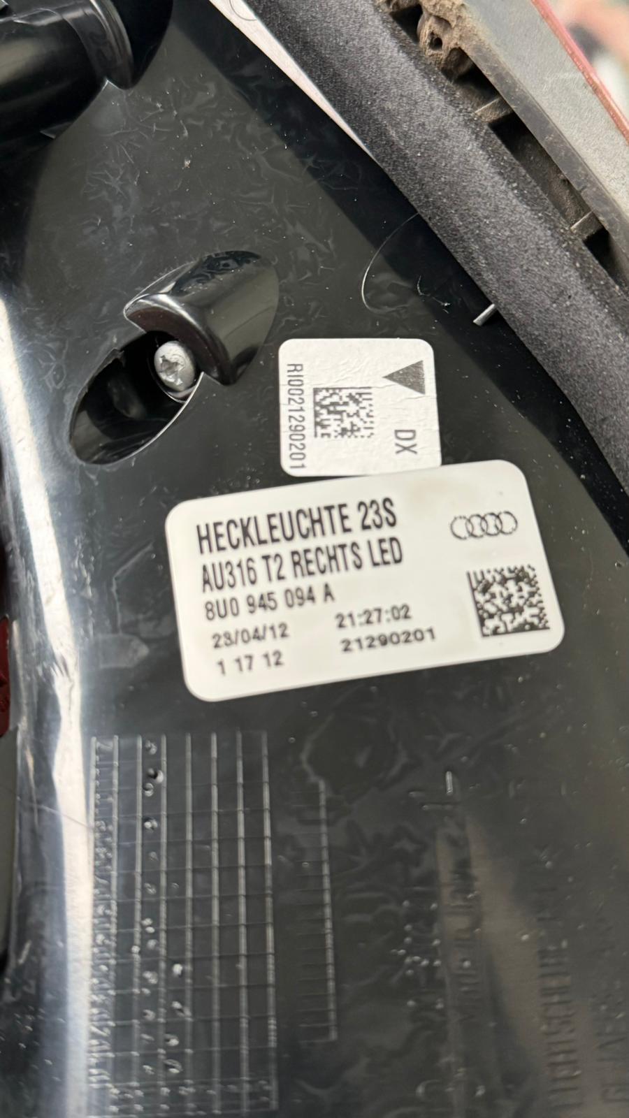 Stopuri LED Audi Q3 8U