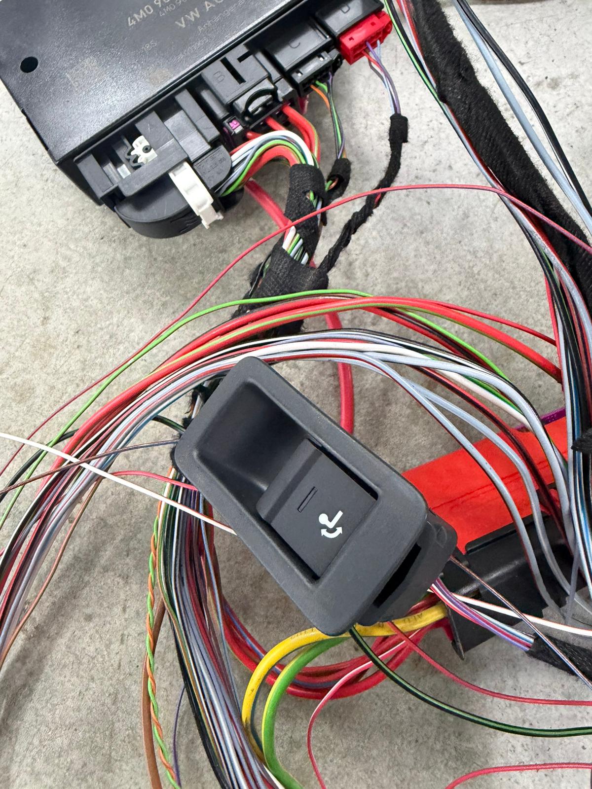 Kit cârlig tractare Audi A6 C8 / A7 4K