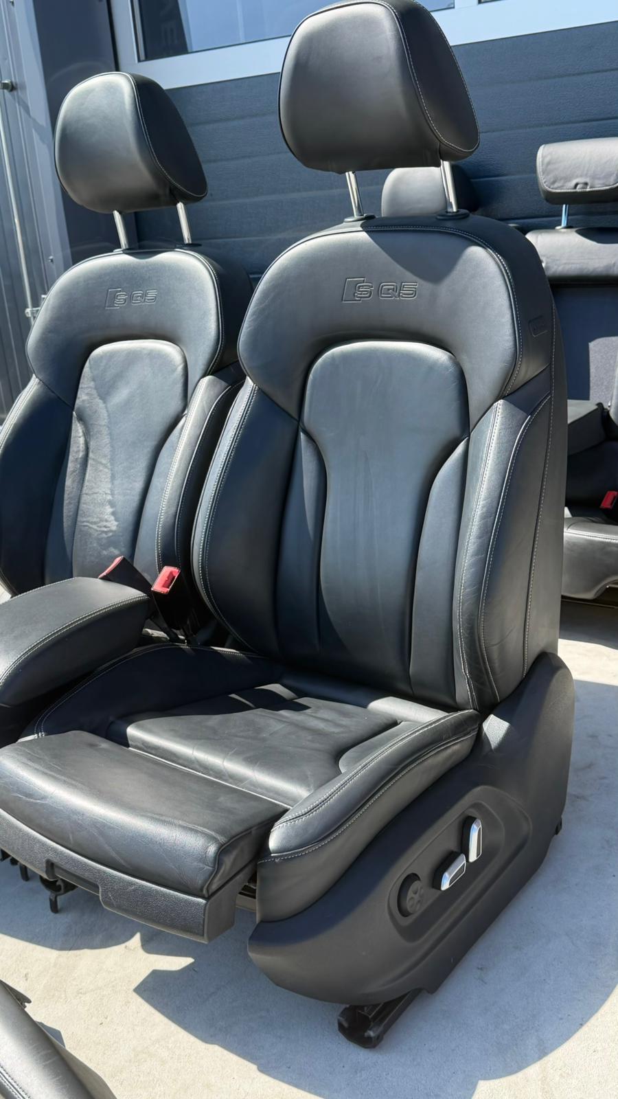 Interior piele Audi SQ5 – memorie șofer / încălzire / fețe uși piele / perdeluțe spate de Europa