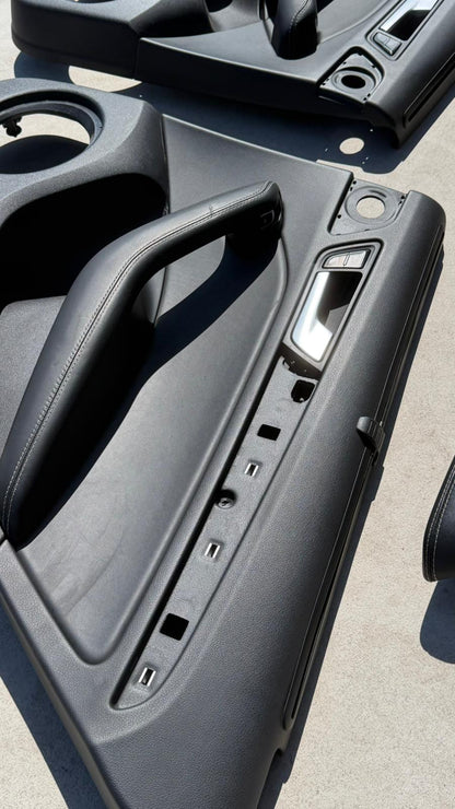 Interior piele Audi SQ5 – memorie șofer / încălzire / fețe uși piele / perdeluțe spate de Europa