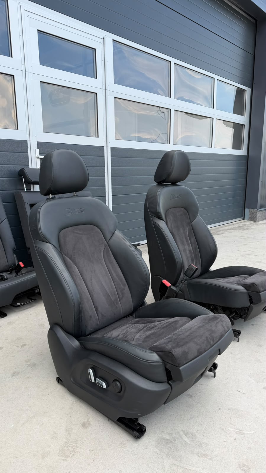 Interior complet Audi Q5 / SQ5 8R (2008–2016) Piele + Alcantara Electrice și Încălzite