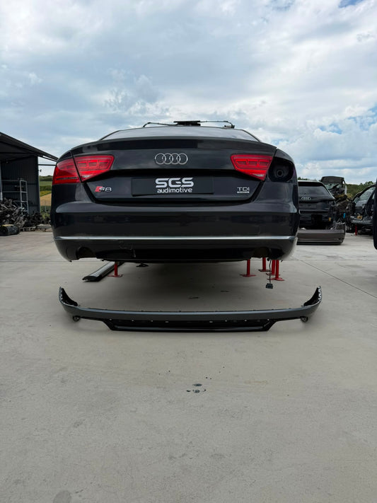 Difuzor bară spate Audi S8 D4 Non-Facelift (2011–2014)