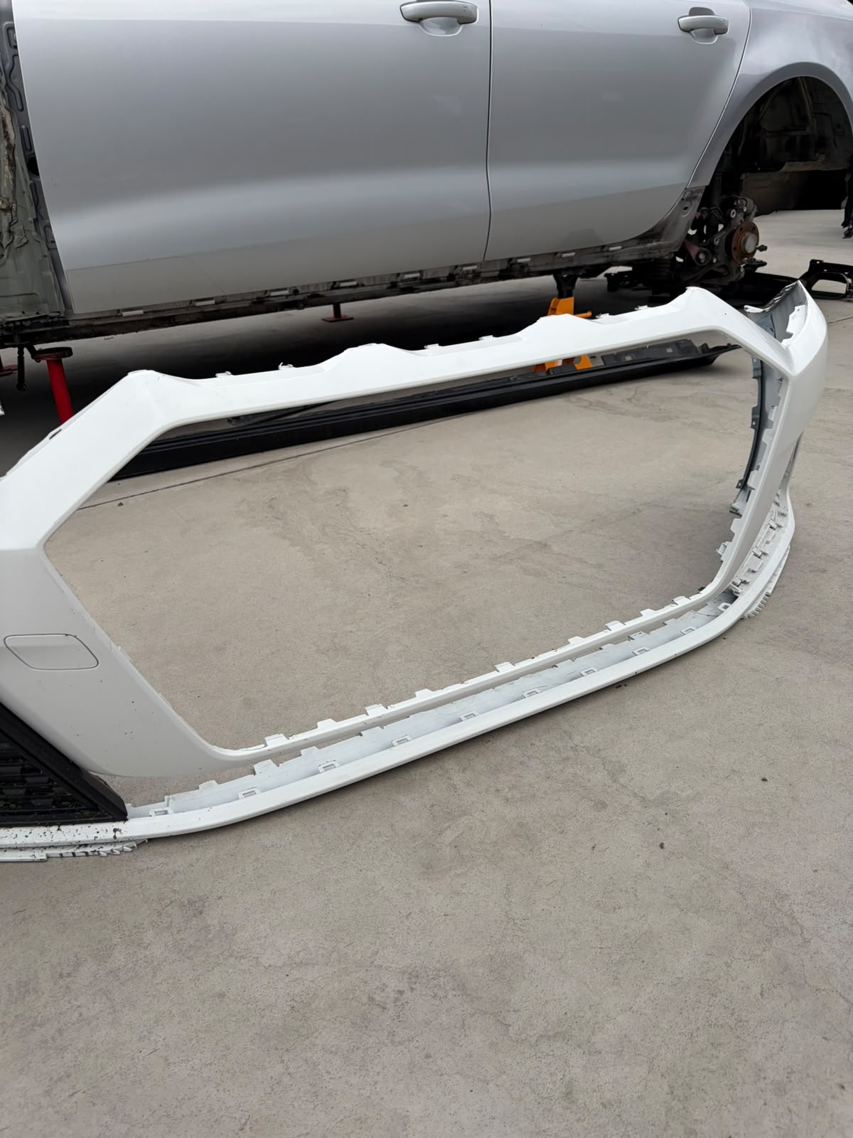 Bară față Audi A1 82A