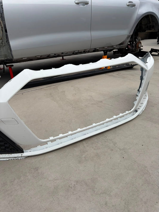 Bară față Audi A1 82A
