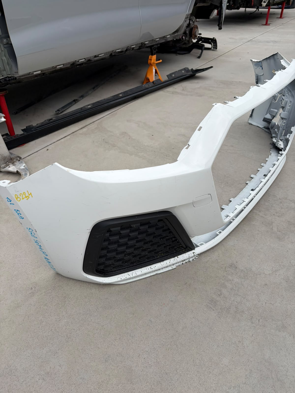 Bară față Audi A1 82A