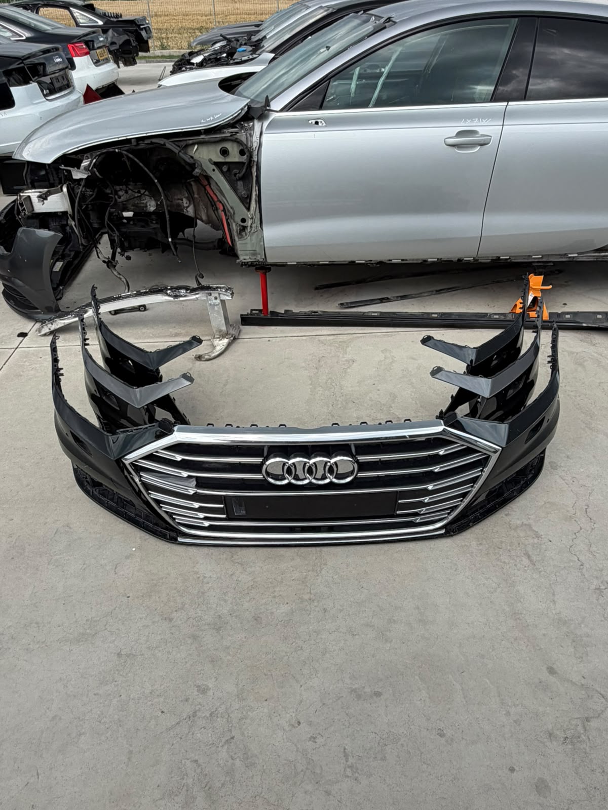 Bară față Audi A8 D5