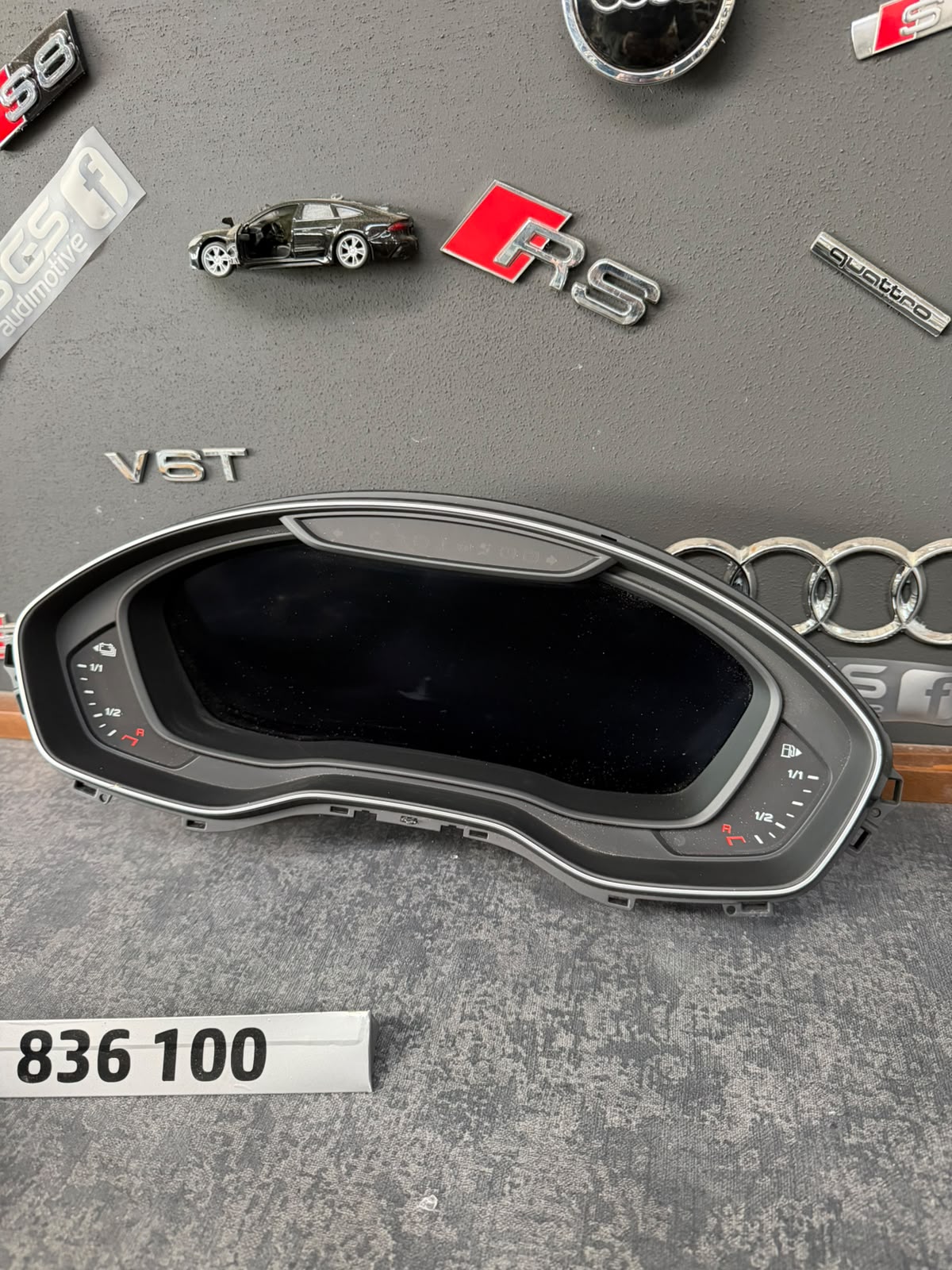 Ceasuri Virtual Cockpit Audi Q5 SQ5 FY, vedere frontală