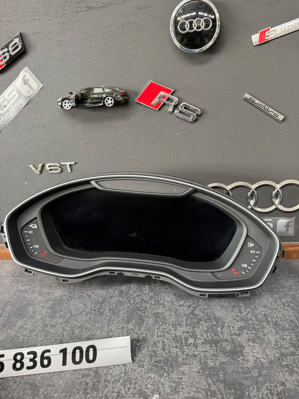 Ceasuri Virtual Cockpit Audi Q5 FY incluse în kitul MIB2