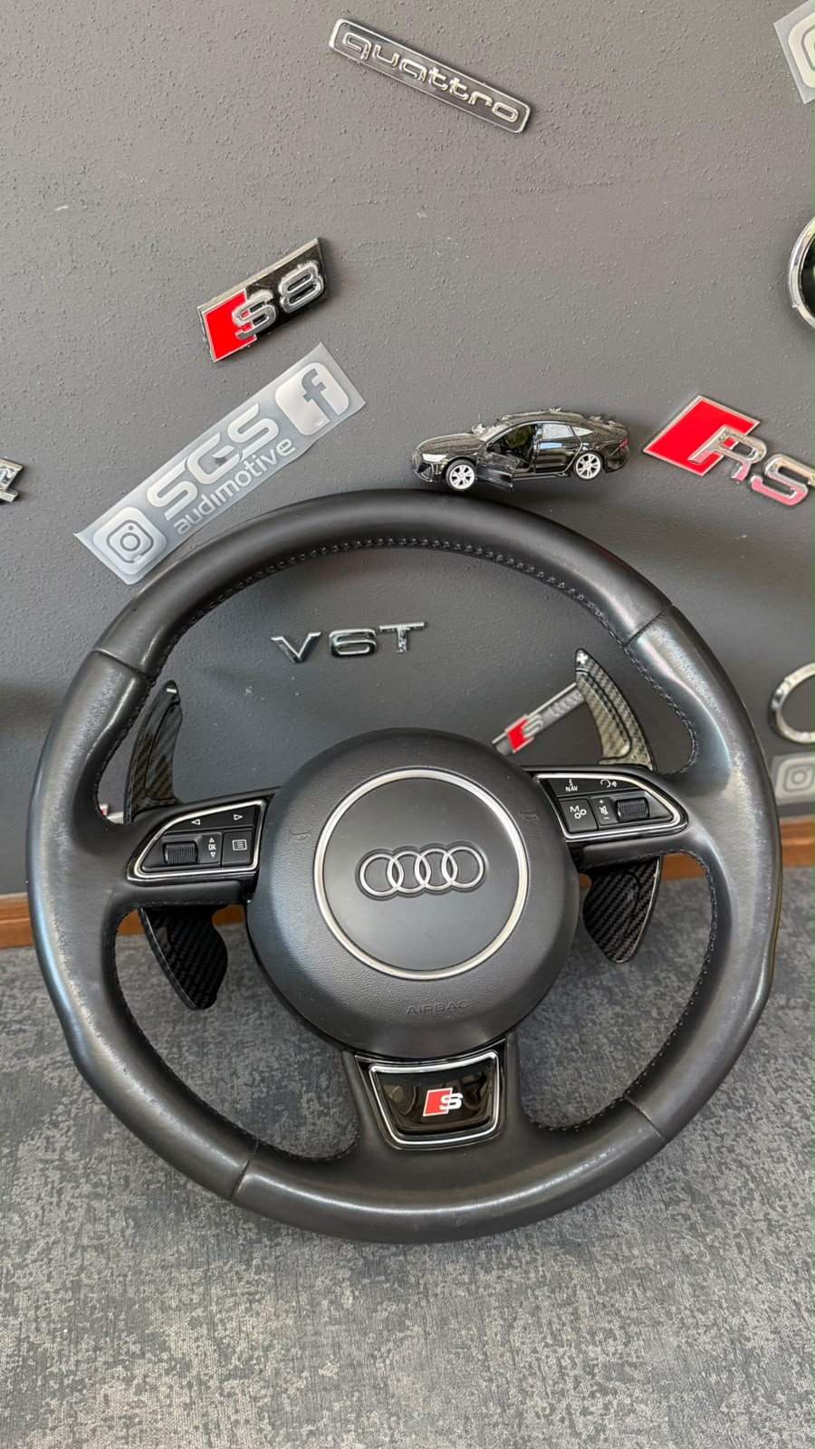 Volan Audi A8 D4, vedere de ansamblu