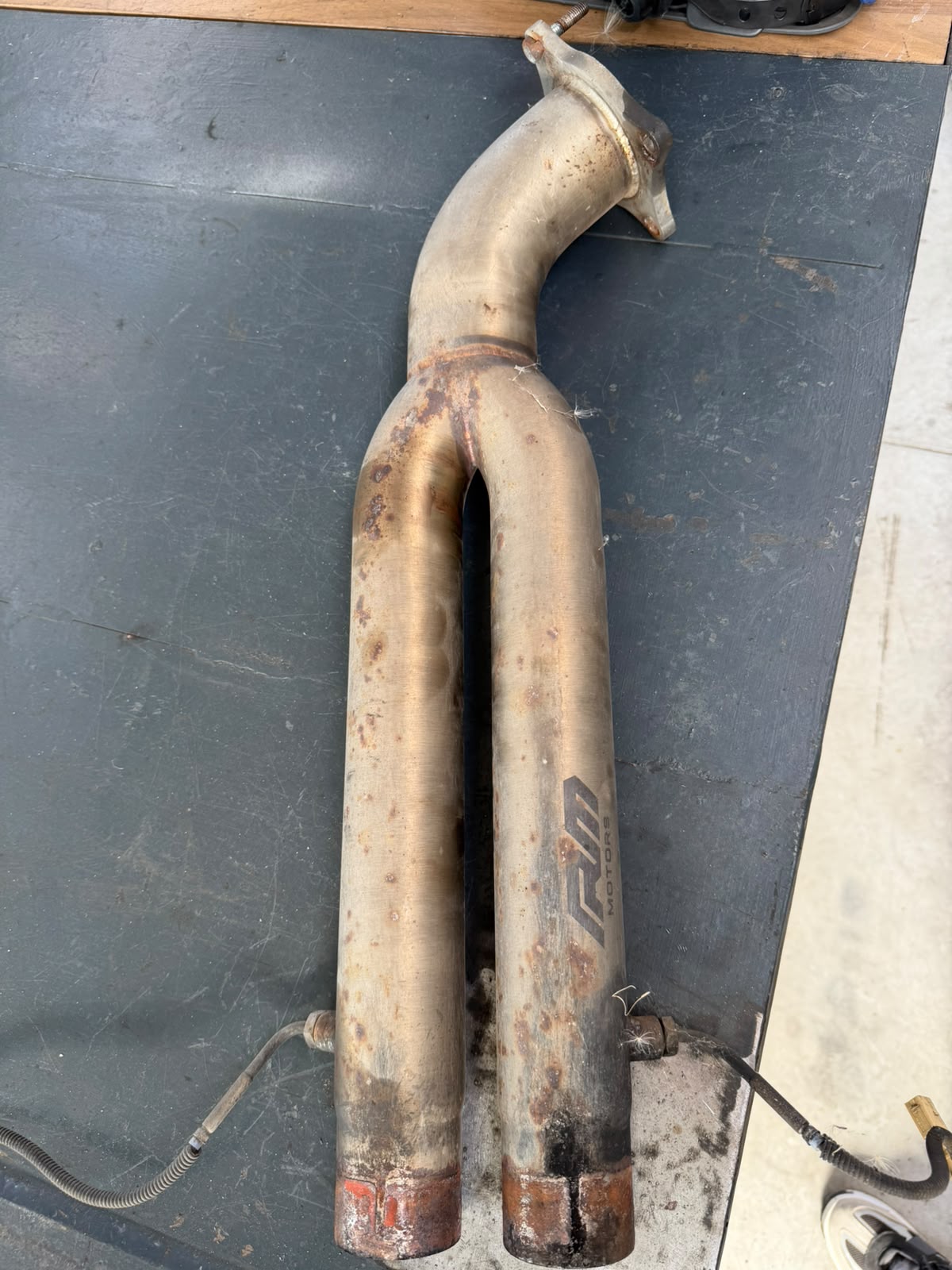 Downpipe 3.0 BiTDI Audi A6 A7 C7 SQ5 8R, traseu în Y
