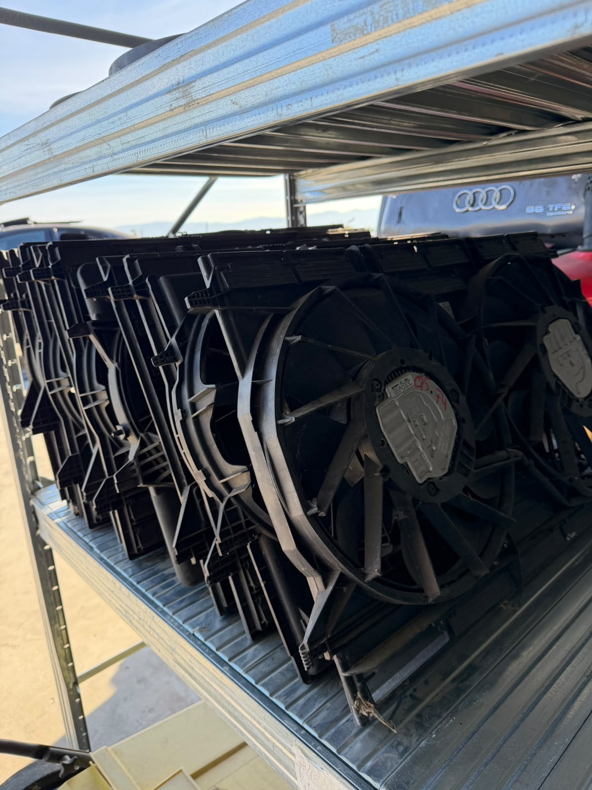 Raft cu ventilatoare de răcire motor Audi