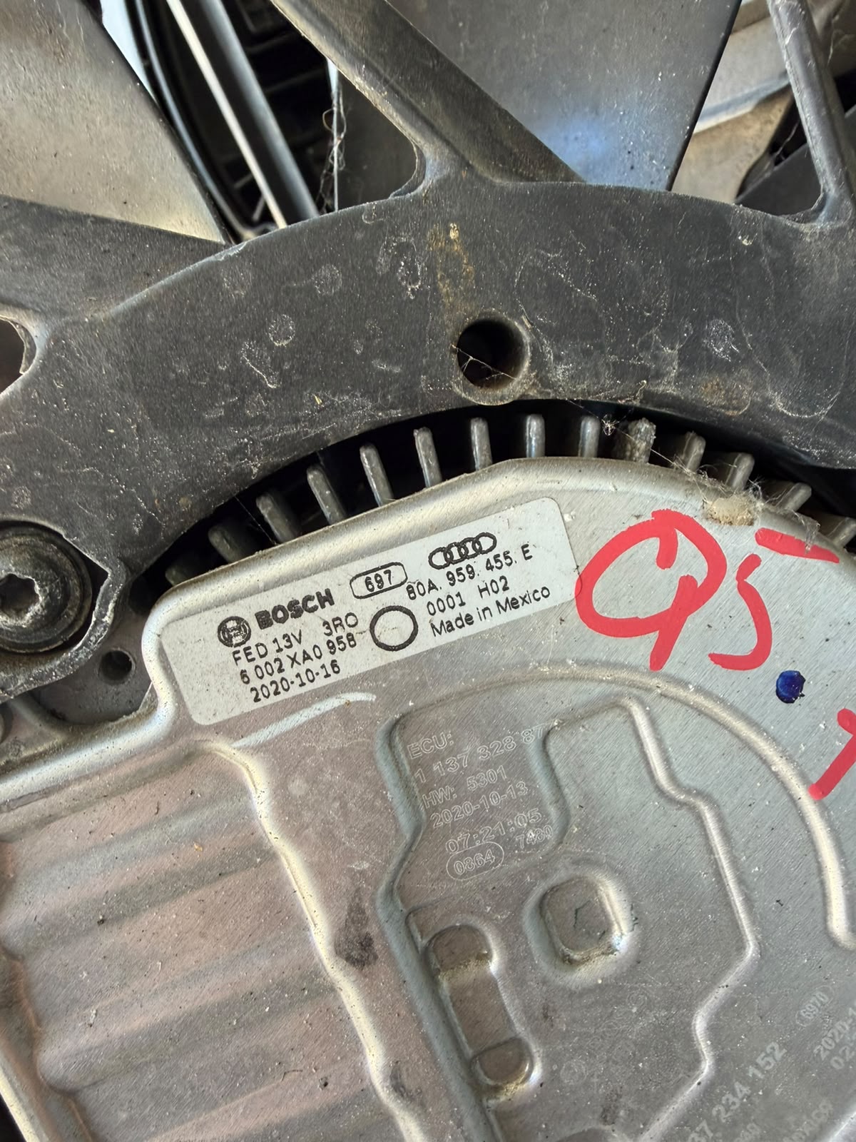 Ventilator răcire motor Audi cu electronică integrată