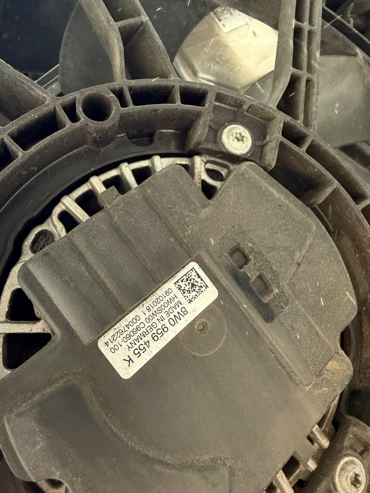 Ventilator motor Audi Brose, detaliu carcasă